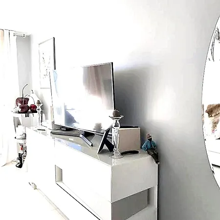 A La Napoule 50 M² Avec Piscine Apartamento *