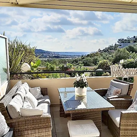 A - 50 M² - Avec Piscine Мандельё-ла-Напуль