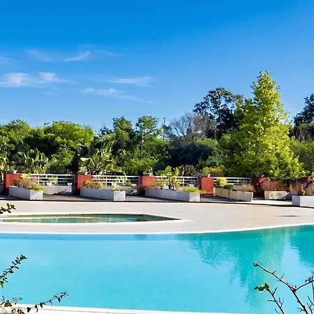 A - 50 M² - Avec Piscine Apartmán *