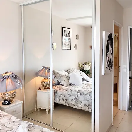 A - 50 M² - Avec Piscine Apartmán