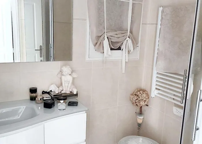 A - 50 M² - Avec Piscine Apartman Mandelieu