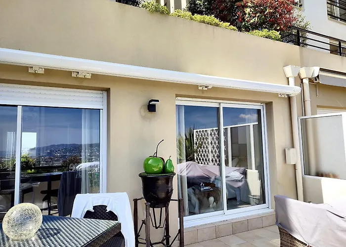 A - 50 M² - Avec Piscine Apartman